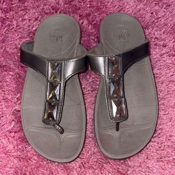 FitFlop Silver Pietra Jeweled Sandals Size 5 - Picture 1 of 6